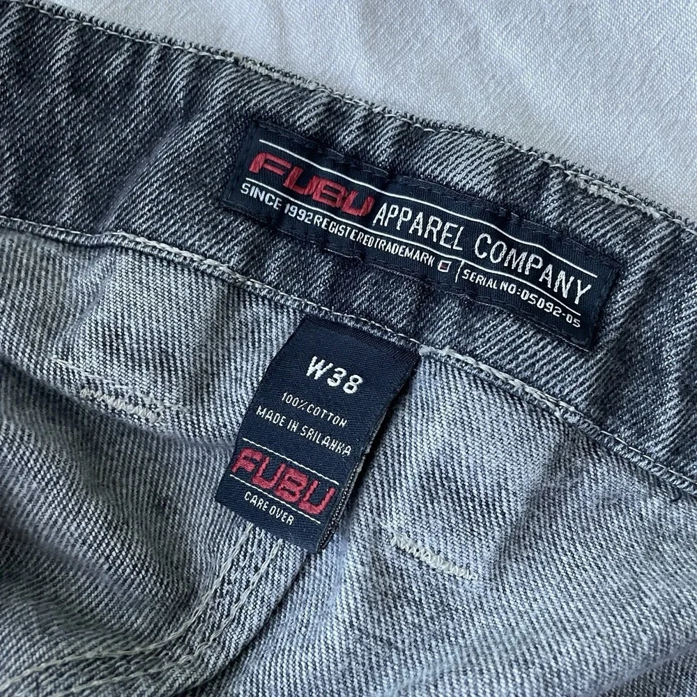 Vtg Y2K FUBU Cargo Shorts Black Denim Jorts Super Baggy Loose 38W (fit 36x15)